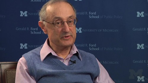Robert Axelrod: Estimating the best time to launch a cyber attack