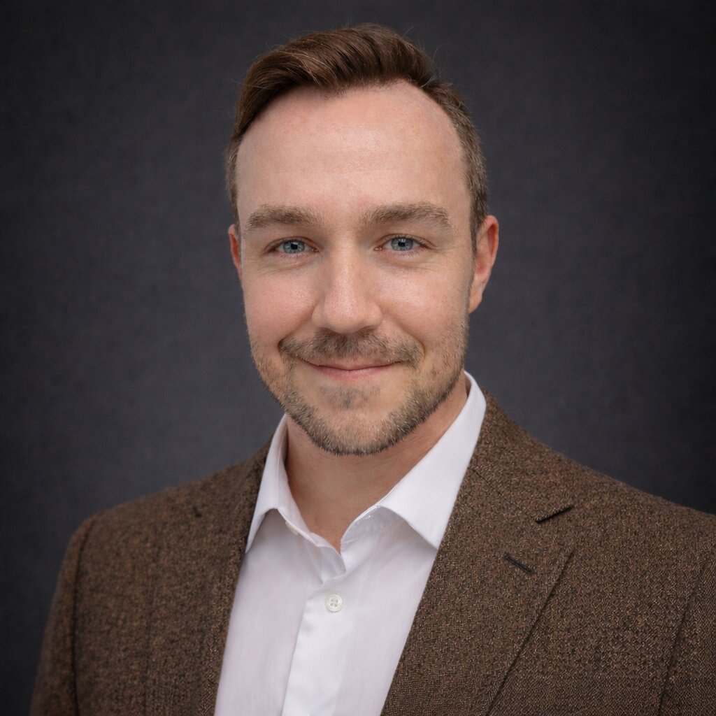 Tyler Hoard headshot